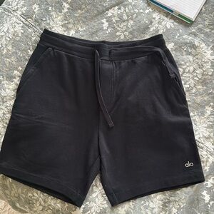 Alo Chill Shorts